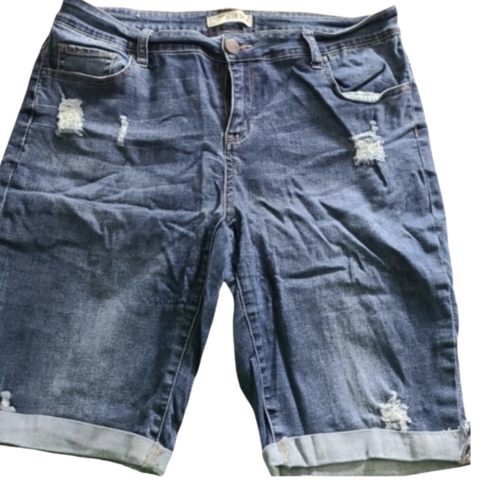 Blue Savy Distressed Bermuda Jean Shorts size 16 in EUC